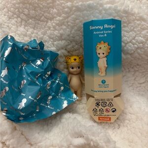 Sonny angel animal series ver 4 brand new cheetah with packaging and box